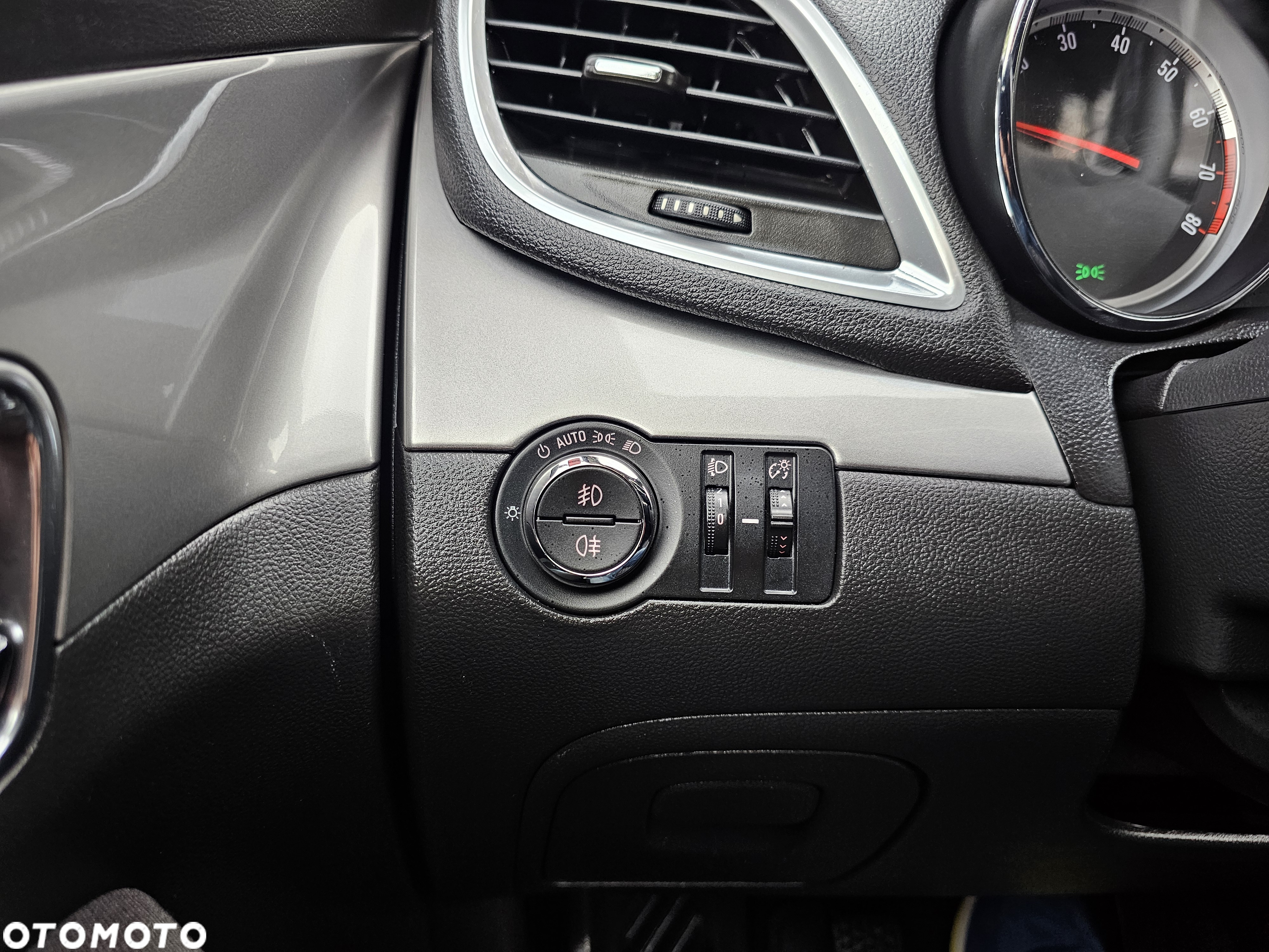 Opel Mokka 1.6 Active S&S - 33