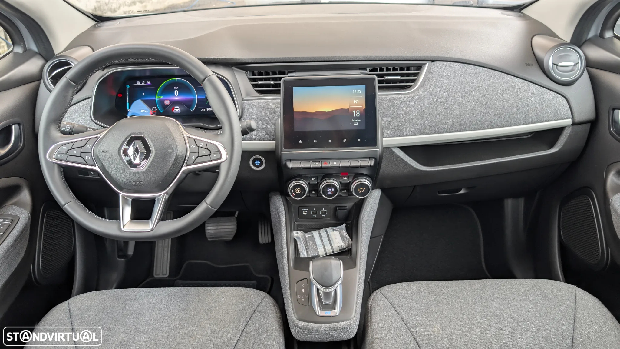 Renault Zoe (c/ Bateria) Limited 50 - 17