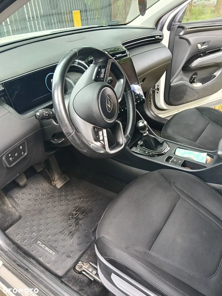 Hyundai Tucson 1.6 T-GDi Executive 2WD - 16