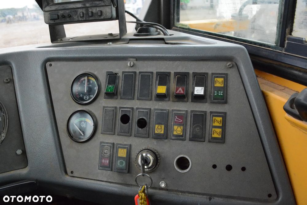 Volvo A40 / 1996r / 13283h / Klimatyzacja / Opony 95% / Bardzo dobry stan - 19