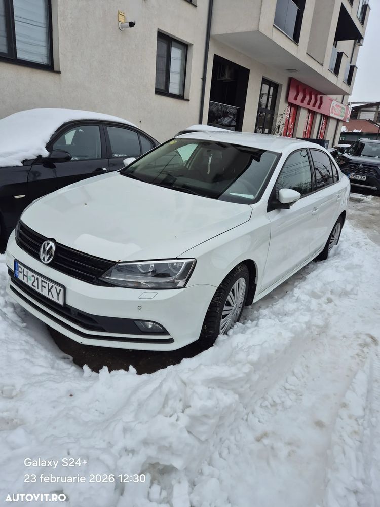 Volkswagen Jetta 2.0 TDI Comfortline - 15