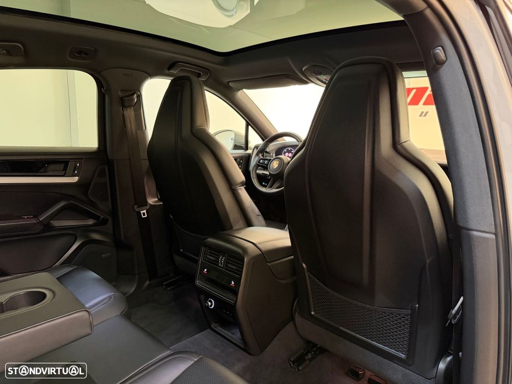 Porsche Cayenne Coupé S E-Hybrid - 54