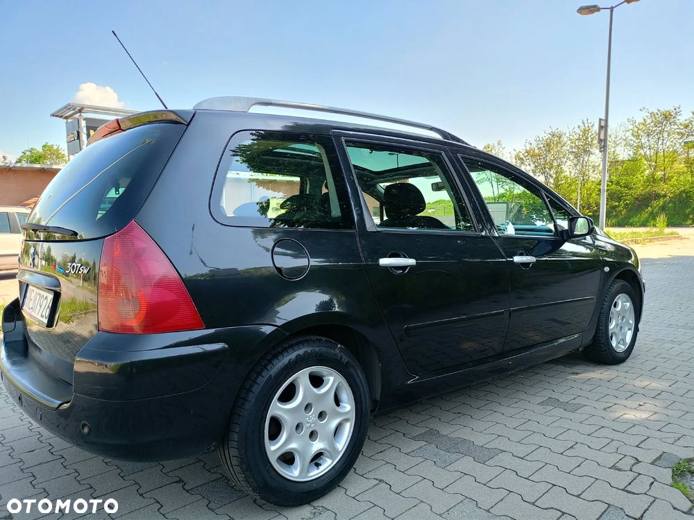 Peugeot 307 2.0 - 12