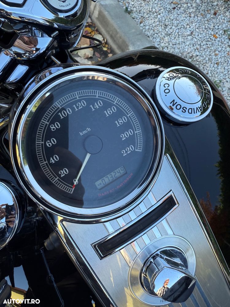 Harley-Davidson FLHRS Road King Custom - 5