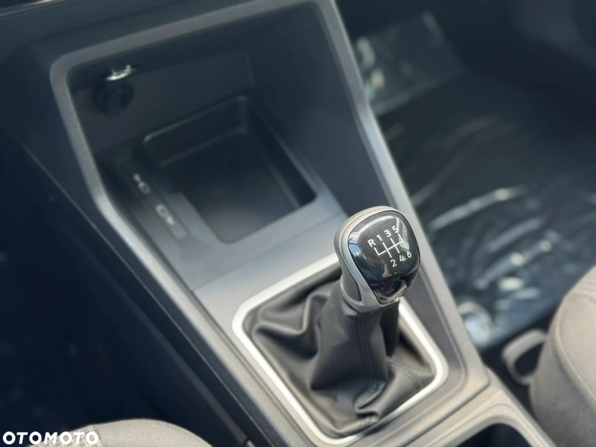 Volkswagen Caddy 2.0 TDI - 16