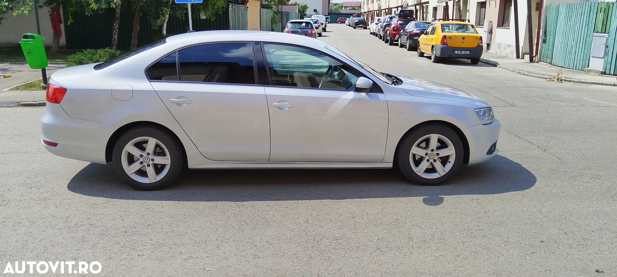 Volkswagen Jetta 1.2 TSI Trendline - 5
