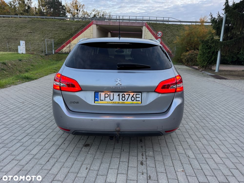 Peugeot 308 - 10