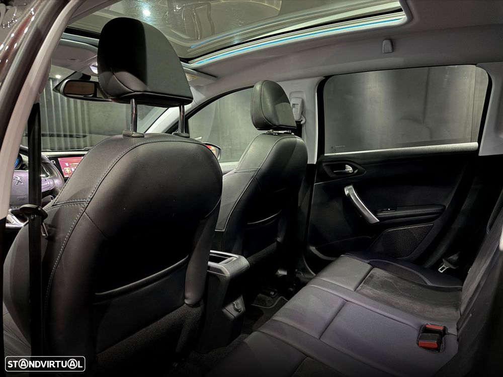 Peugeot 2008 1.2 PureTech Crossway EAT6 - 32