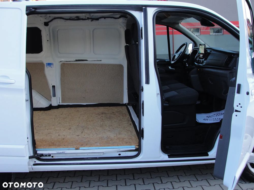 Ford Transit Custom - 27