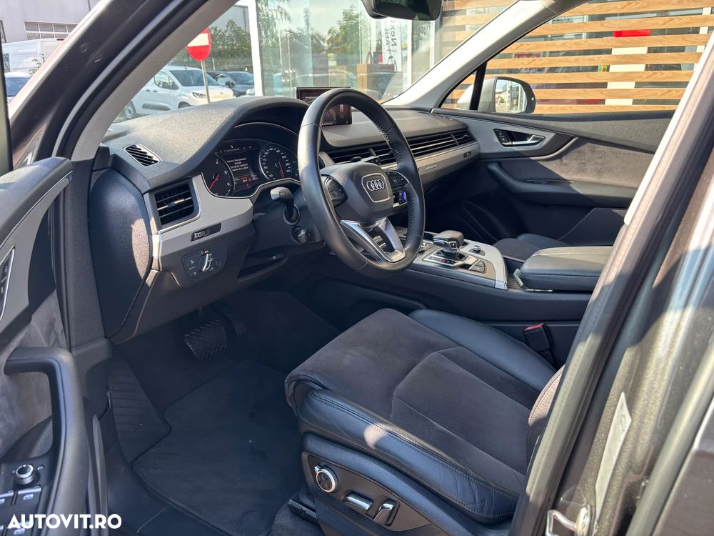Audi Q7 3.0 50 TDI quattro Tiptronic - 18