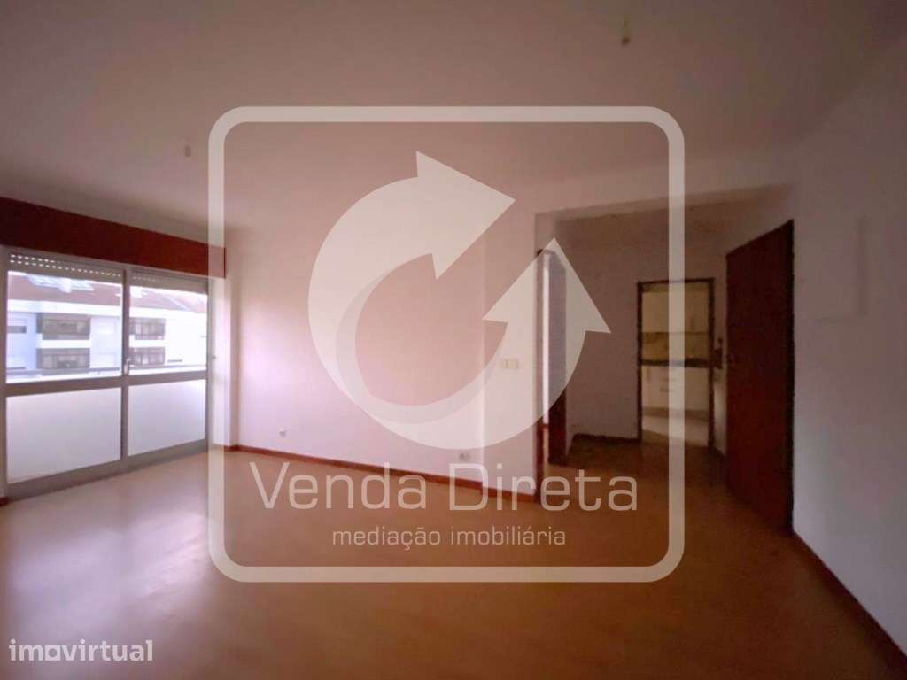 Apartamento T4 com 127 m², varanda e elevador no Pinhal Novo locali... - Grande imagem: 2/22