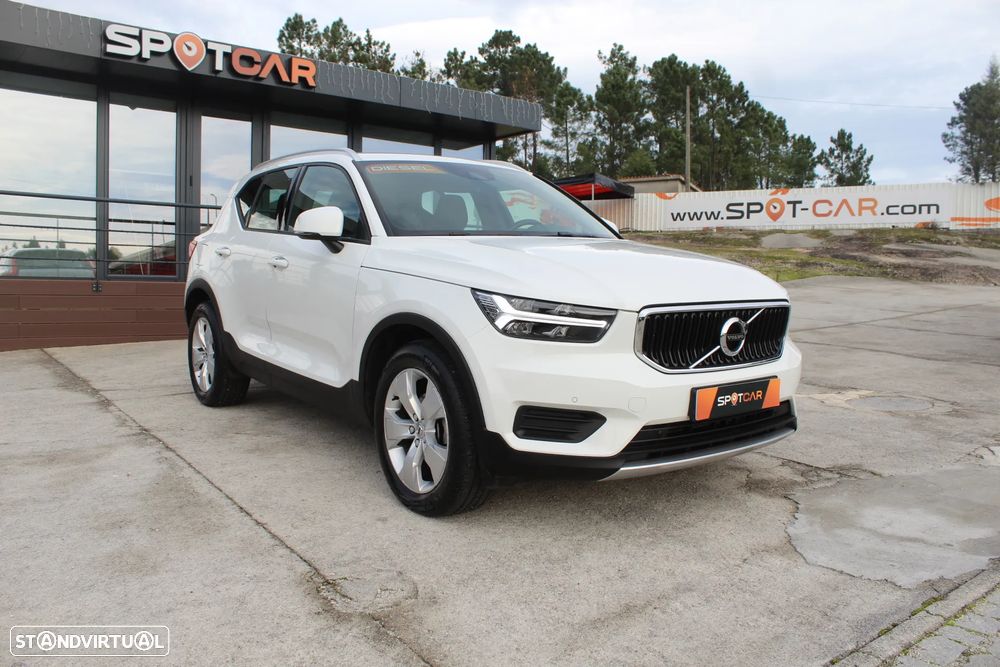 Volvo XC 40 2.0 D3 Momentum Plus - 1