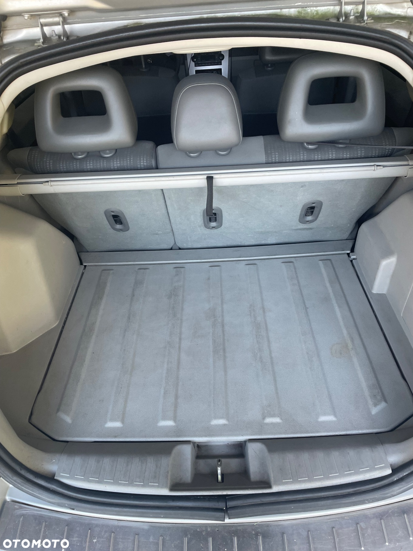 Dodge Caliber - 12