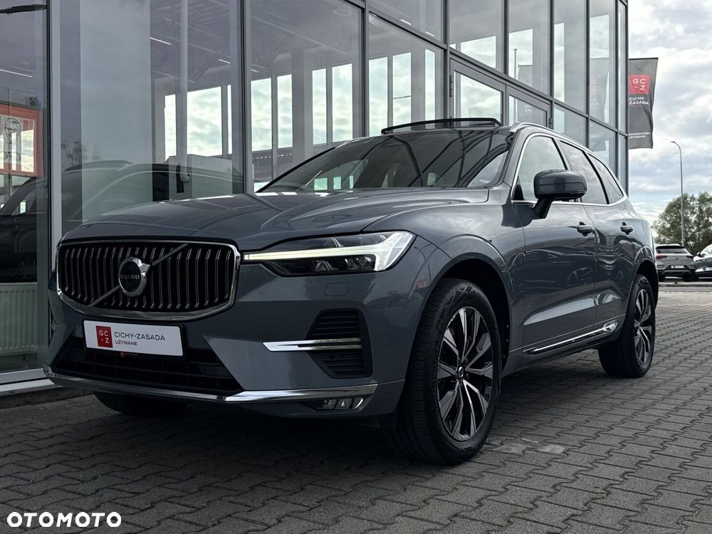 Volvo XC 60 B4 D AWD Plus Bright - 38