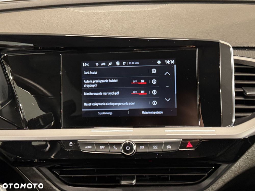 Opel Grandland 1.2 DI Automatik Business Elegance - 25