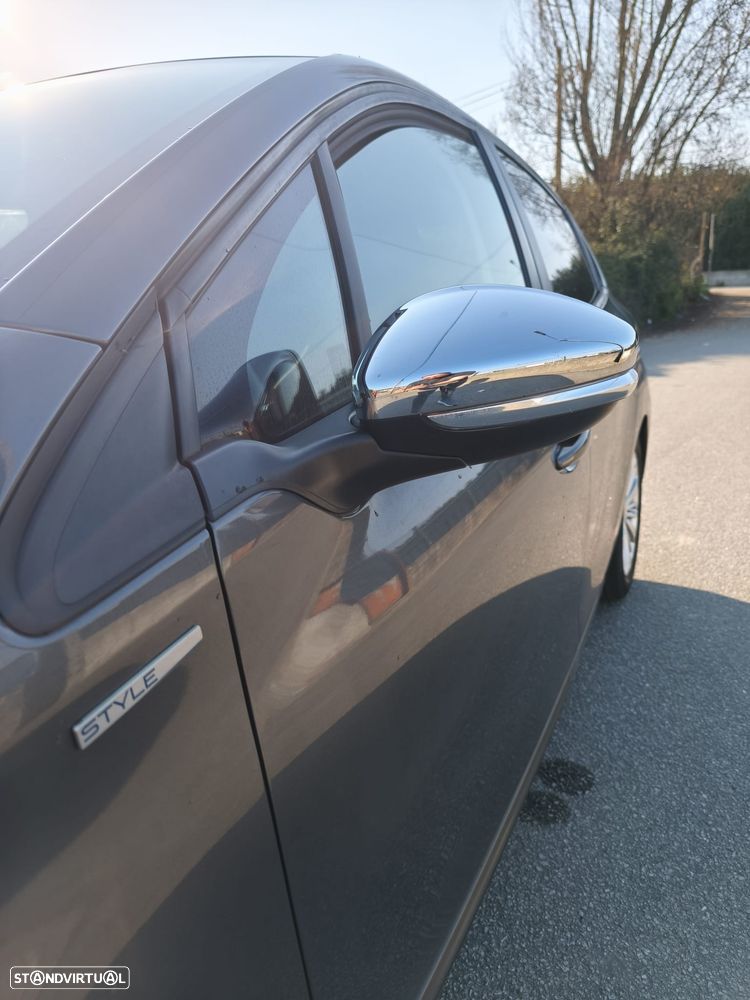 Peugeot 208 1.2 PureTech Style - 9