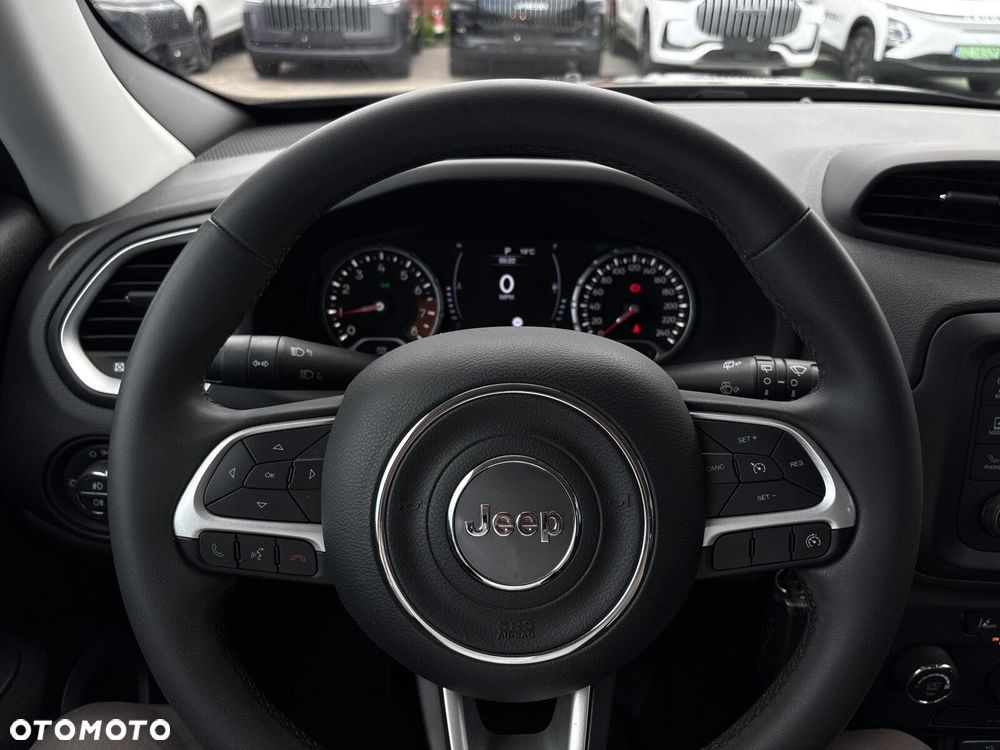 Jeep Renegade - 16
