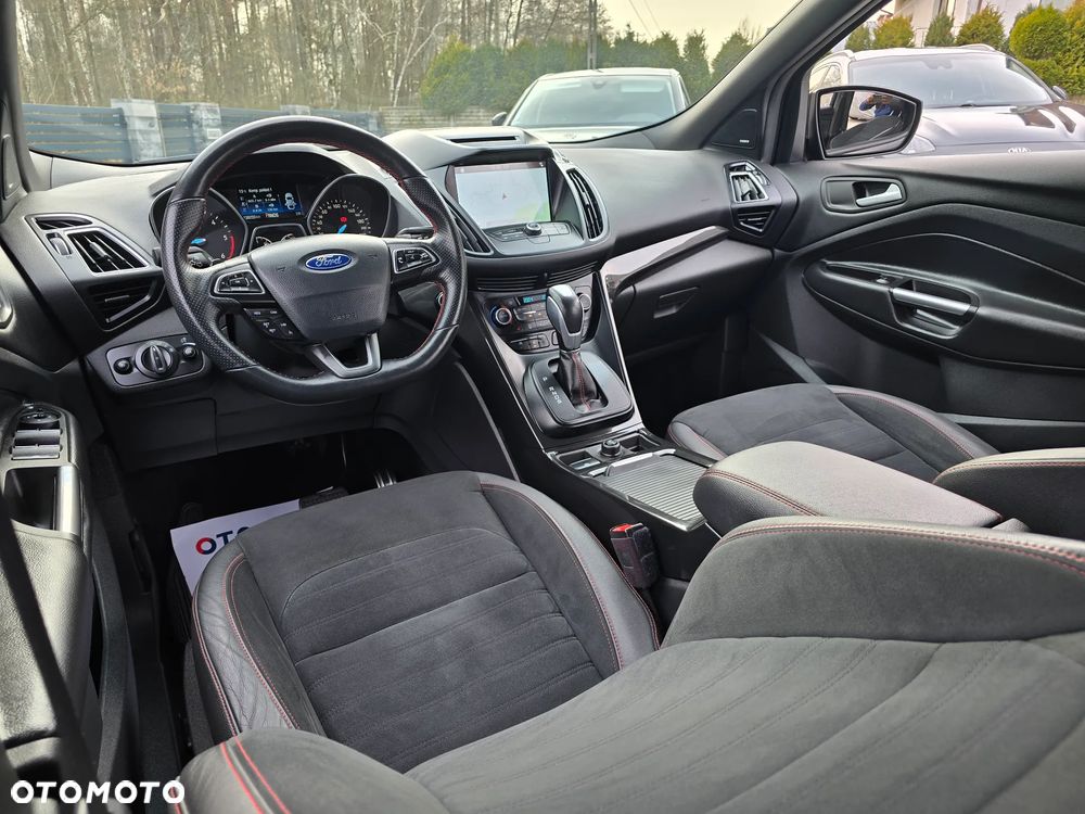 Ford Kuga 2.0 TDCi 4x4 ST-Line - 22