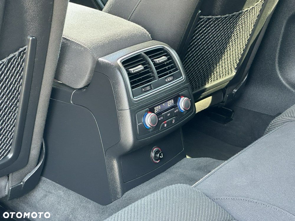 Audi A6 Avant 2.0 TDI Multitronic - 30