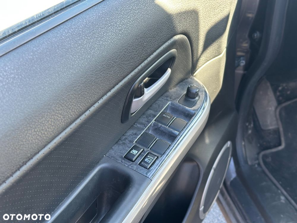 Suzuki Grand Vitara 1.9 DDiS De Luxe - 13