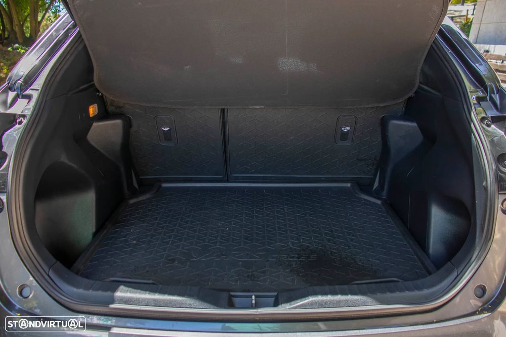 Toyota Yaris Cross - 15