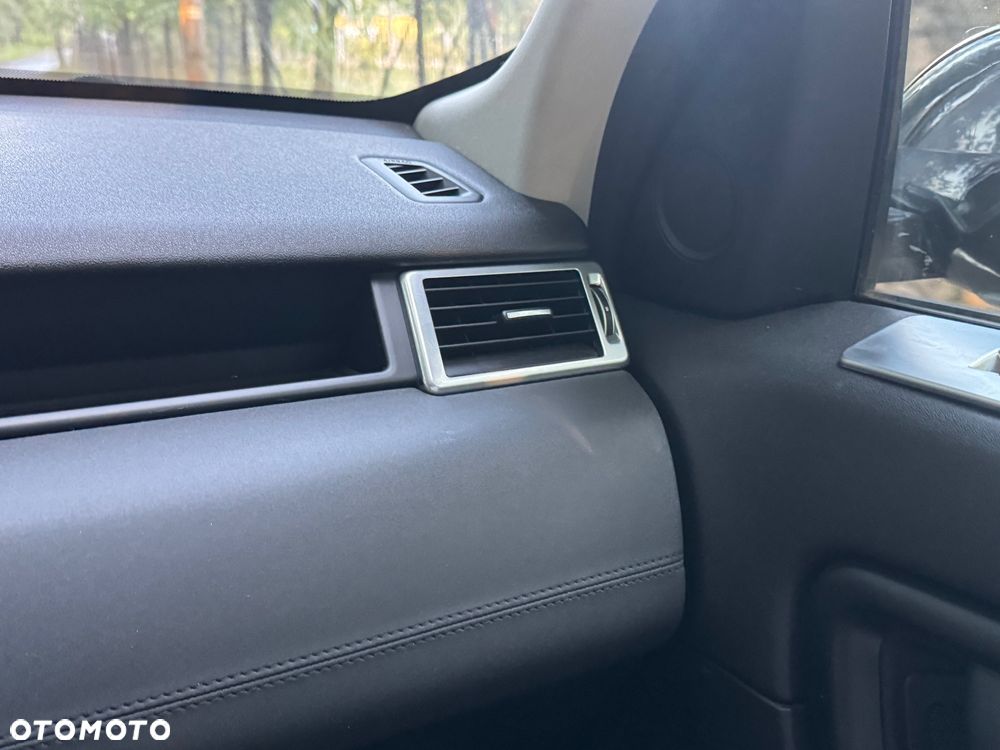 Land Rover Discovery Sport 2.0 D150 - 24
