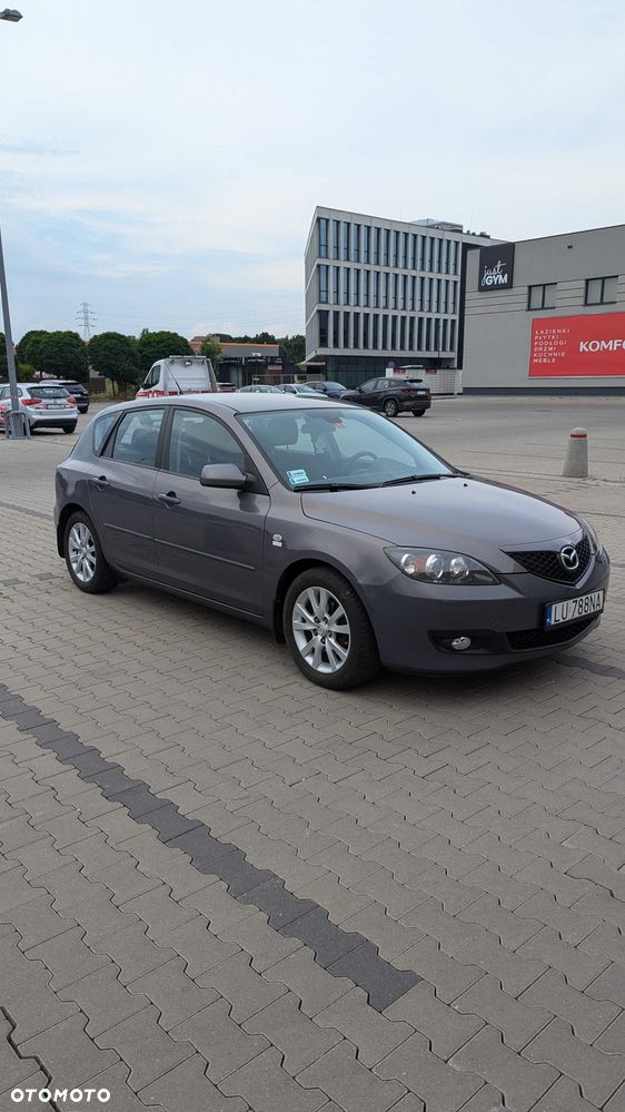 Mazda 3 - 3