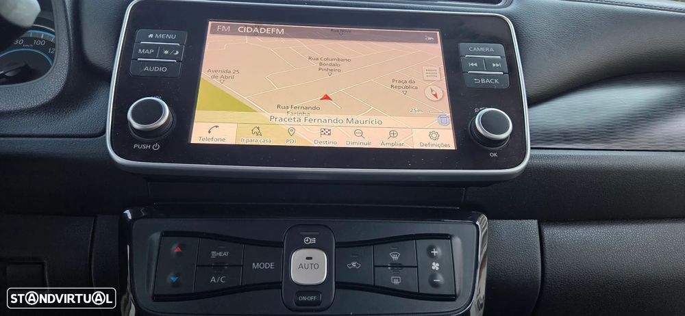 Nissan Leaf N-Connecta - 32