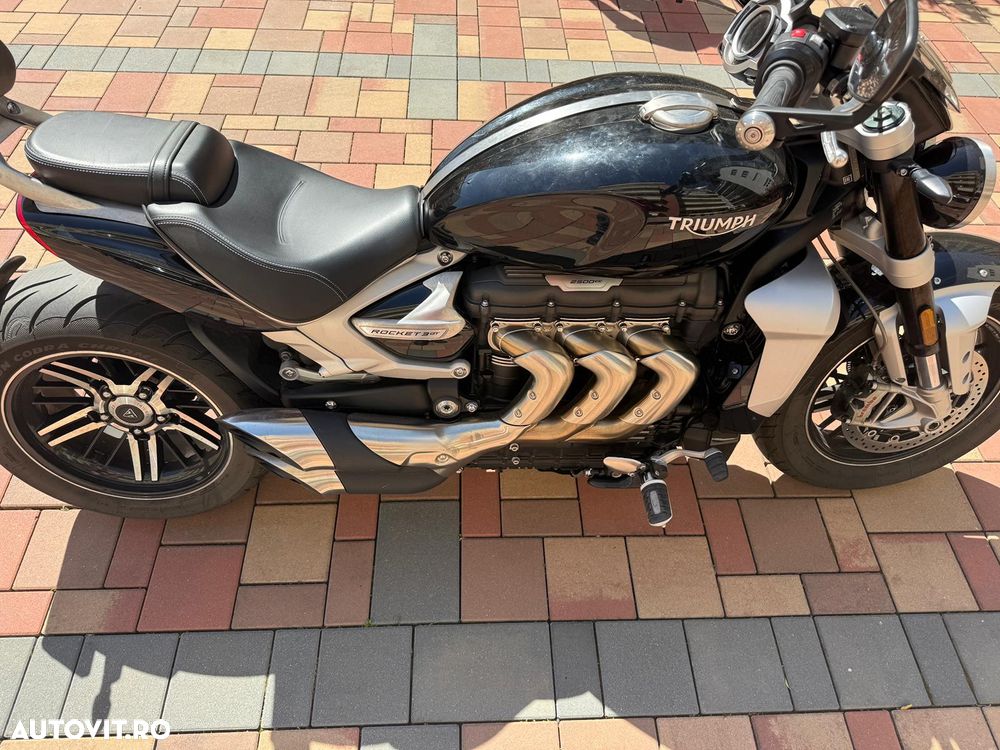Triumph Rocket 3 GT Triple Black - 12