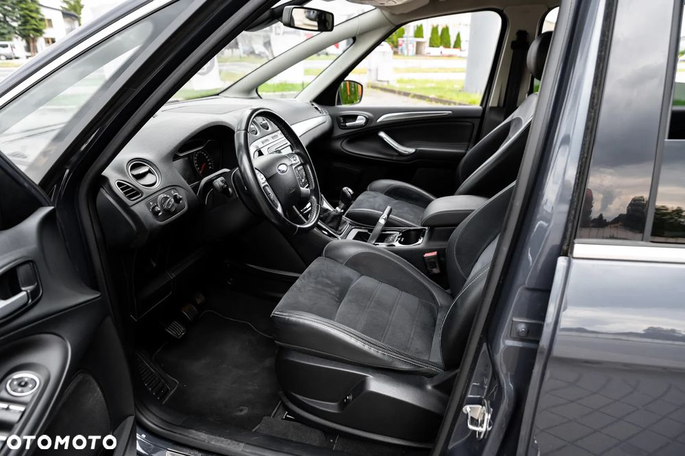 Ford S-Max 2.0 TDCi Titanium - 16