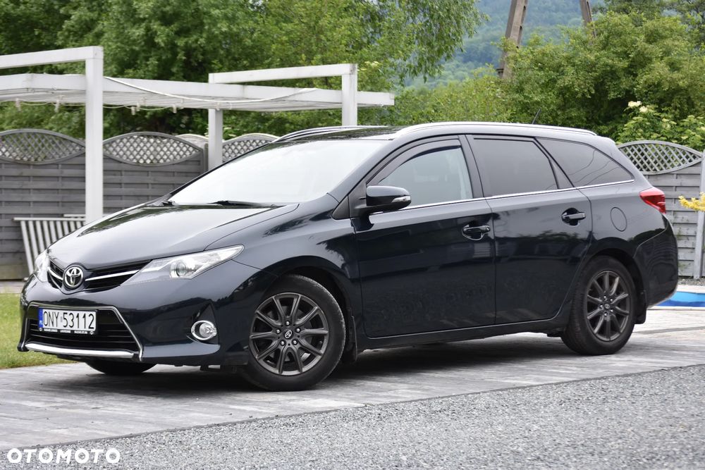 Toyota Auris 2.0 D-4D START Edition - 3