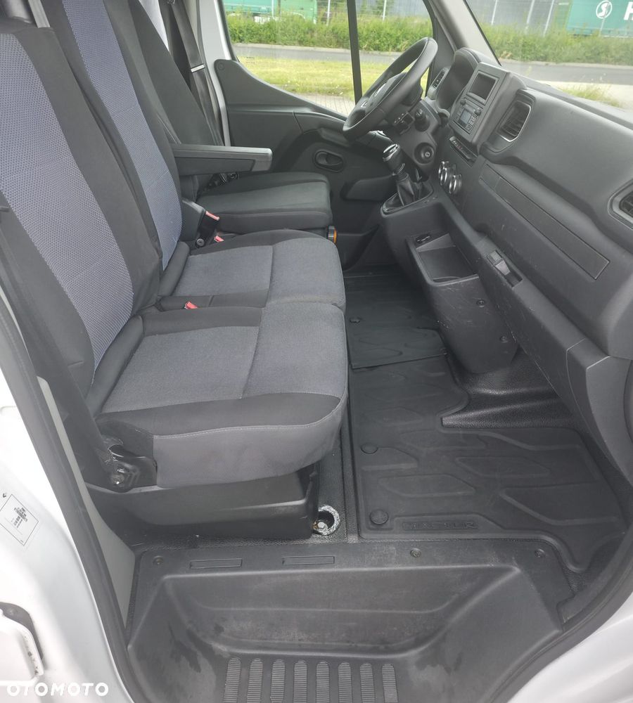 Renault Master - 16
