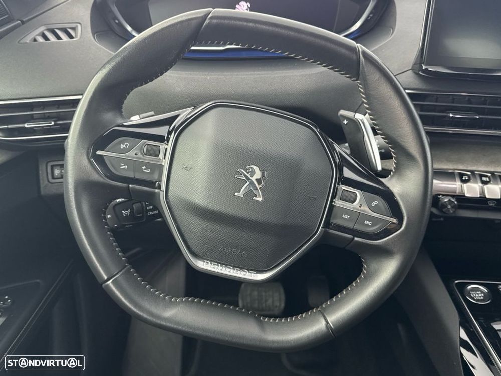 Peugeot 5008 1.5 BlueHDi Allure Pack EAT8 - 17
