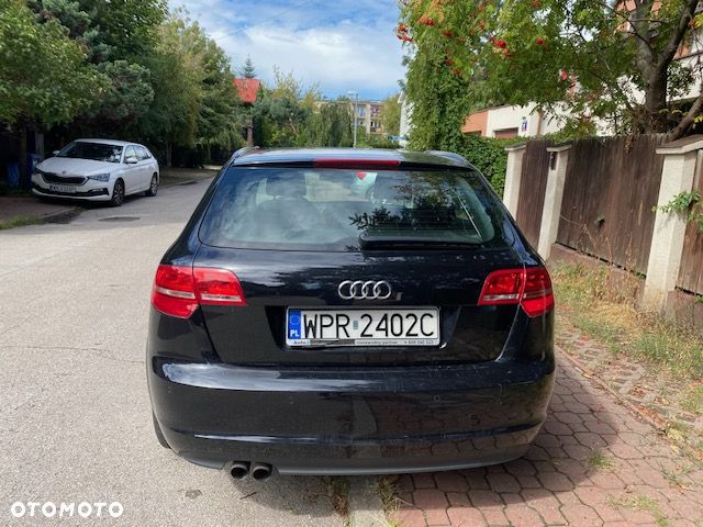 Audi A3 Sportback - 3