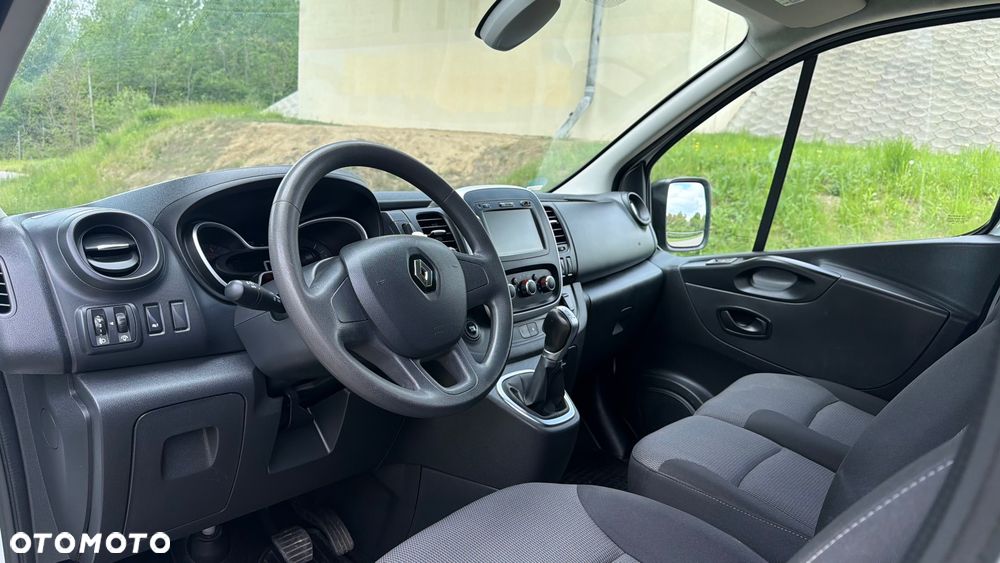 Renault Trafic - 23