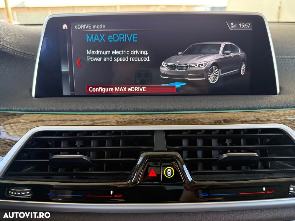 BMW Seria 7 740Le xDrive iPerformance - 24