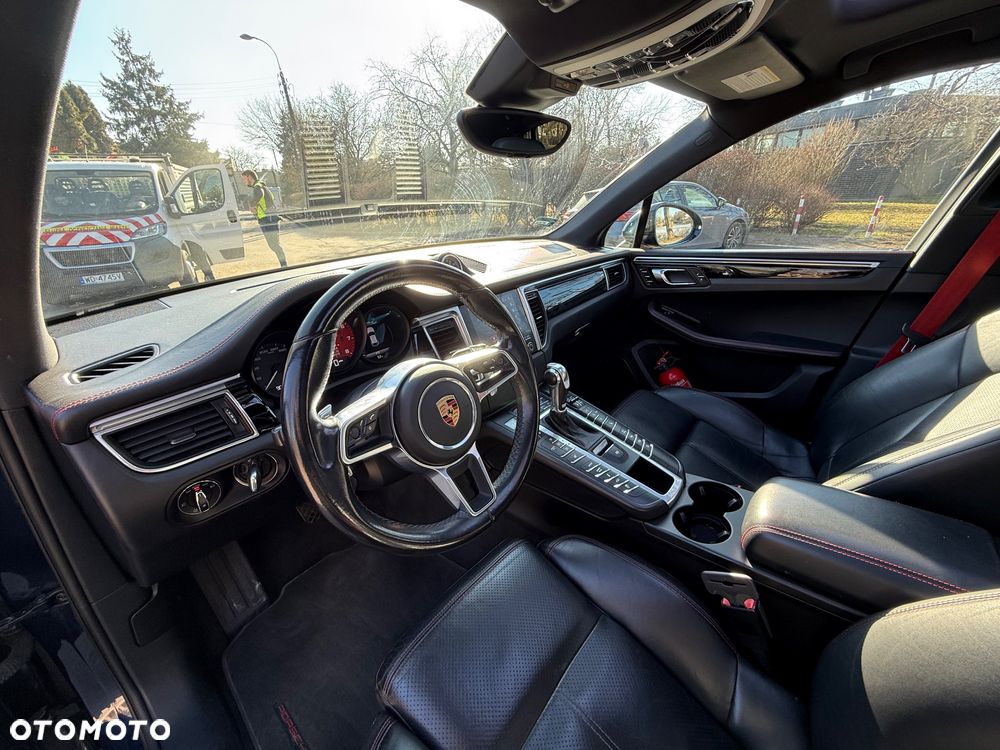 Porsche Macan GTS PDK - 18
