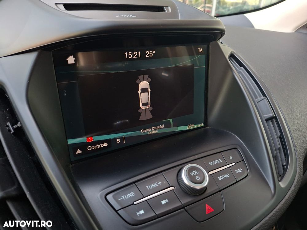 Ford Kuga - 18