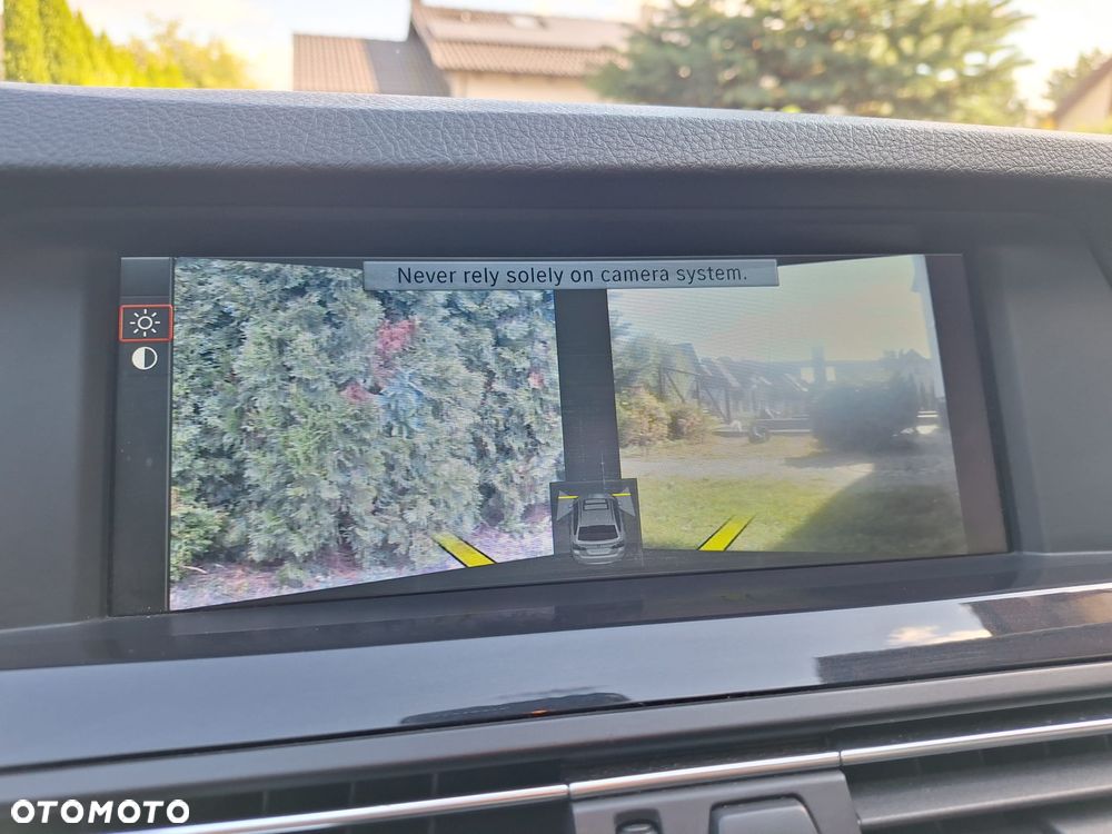 BMW Seria 5 530d Sport-Aut - 28