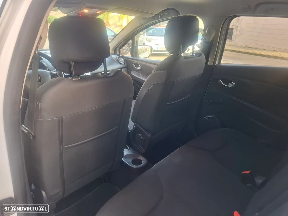 Renault Clio Sport Tourer 0.9 TCe Limited - 37