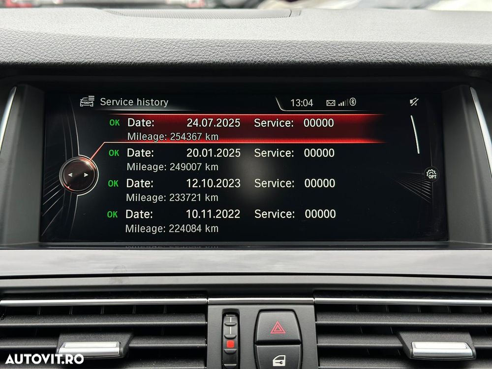 BMW Seria 5 520d Aut. - 31