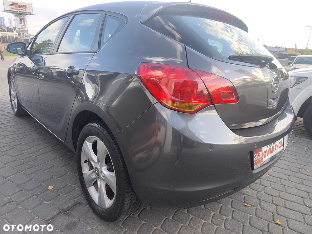 Opel Astra - 6