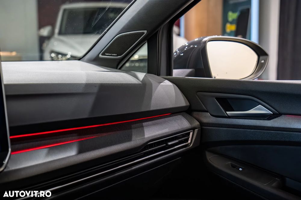 Volkswagen Golf - 20