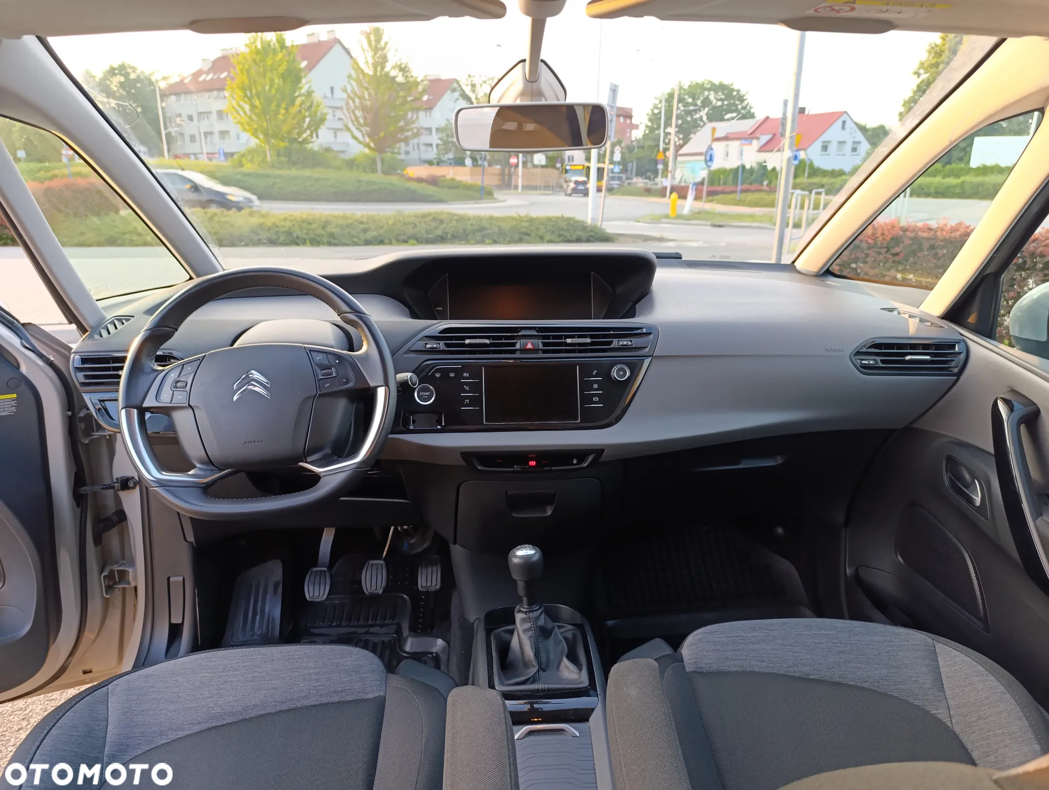 Citroën C4 Picasso 1.2 PureTech MoreLife S&S - 12