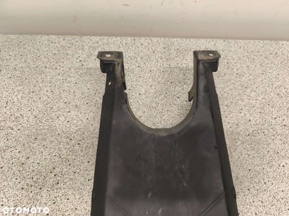 Nadkole, wypełnienie zadupka Triumph Trident 660 2022 - 17