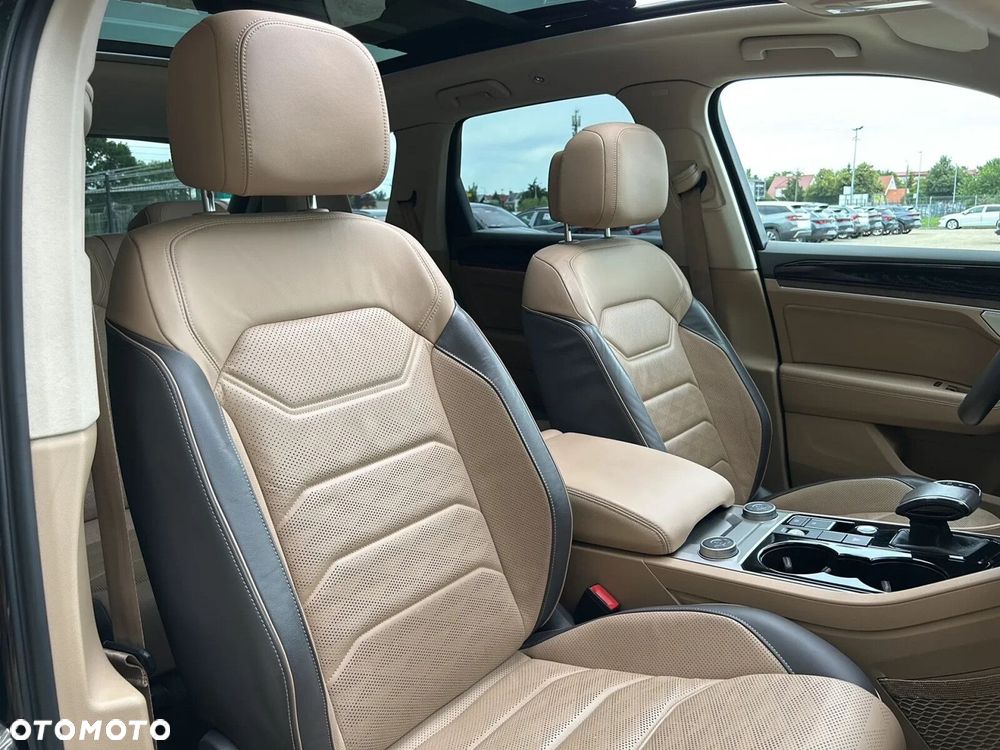 Volkswagen Touareg 3.0 V6 TDI SCR 4Mot - 19