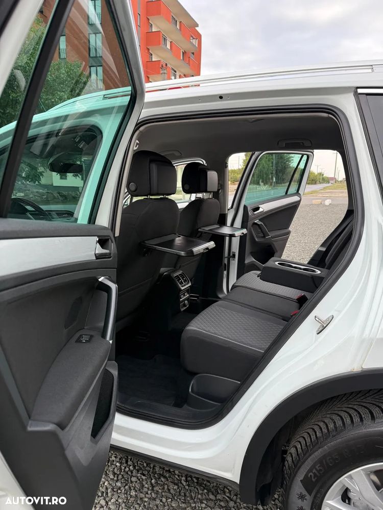 Volkswagen Tiguan - 8