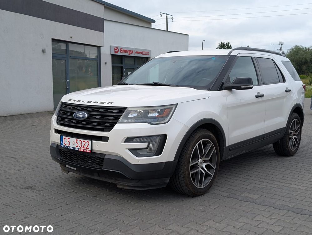 Ford Explorer - 11