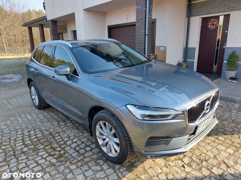 Volvo XC 60 D4 Momentum Pro - 1