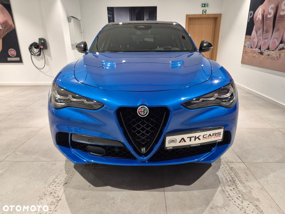 Alfa Romeo Stelvio - 2